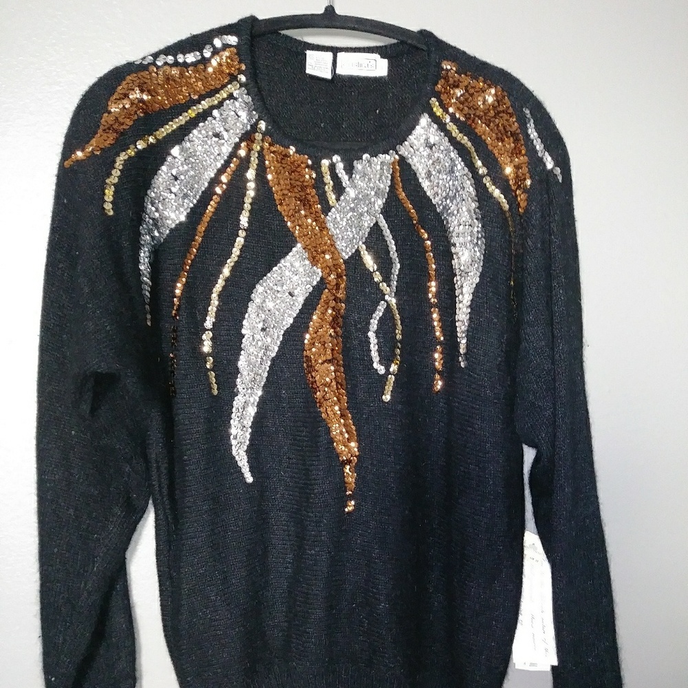 Sequence sweater